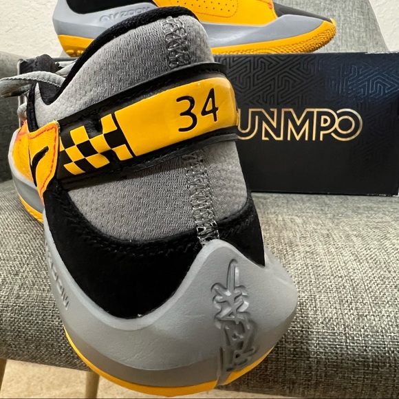 New Nike Zoom Freak 2 Taxi Shoes Black/ Particle Grey CK5424-006 Size 8.5 - Picture 6 of 12